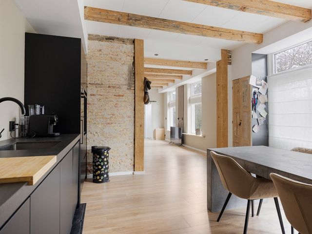 Doniaweg 6, Burgwerd