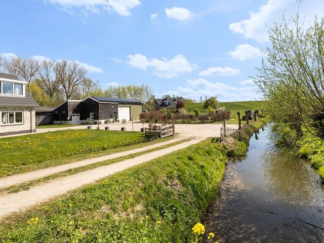 Steenweg 2, Waardenburg