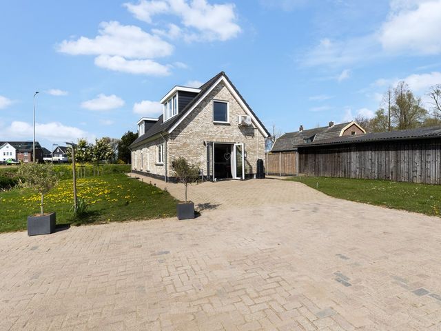 Steenweg 2, Waardenburg