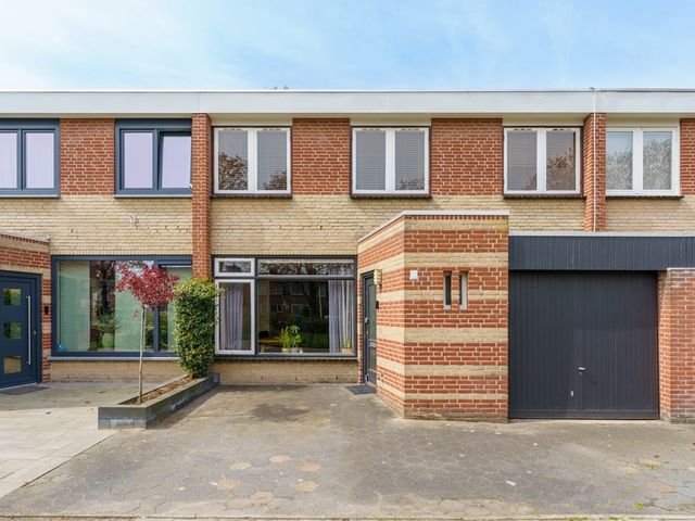 Lohengrinlaan 11, Eindhoven