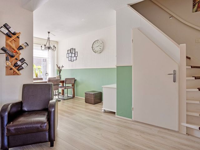 Regentesselaan 57, Veenendaal