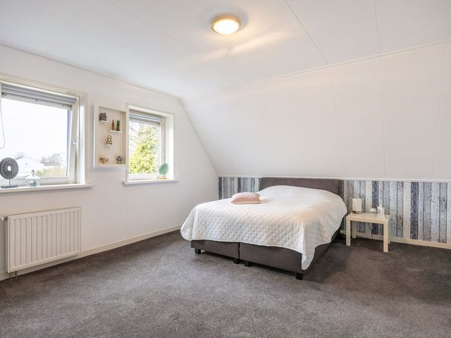 Langeweg 12, Grootegast