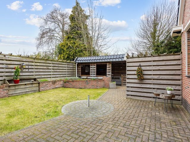 Langeweg 12, Grootegast