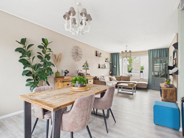 Jaap Edenlaan 108, Oudenbosch