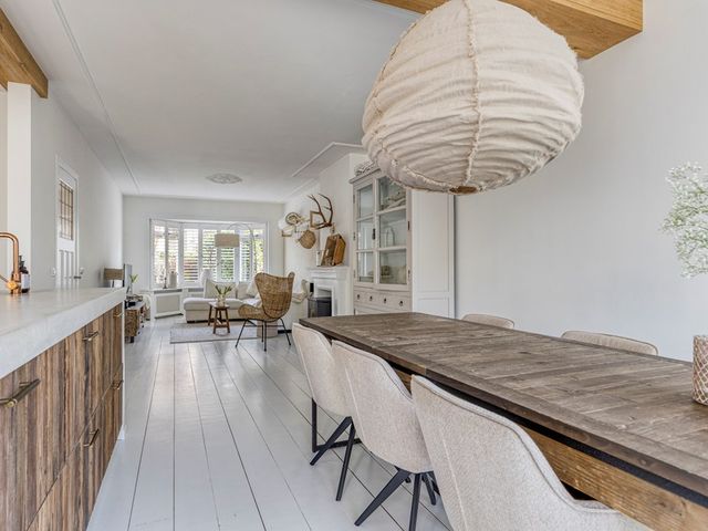 Akerendamlaan 18, Beverwijk