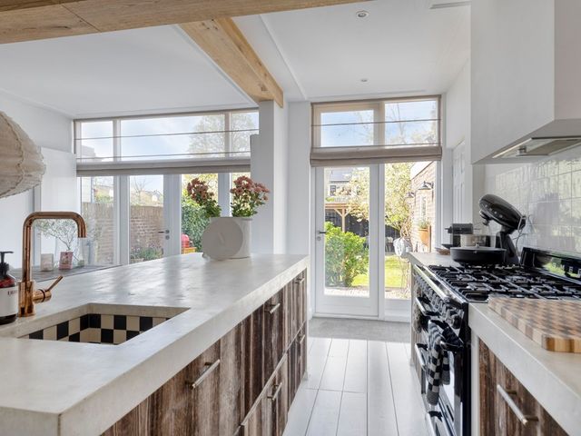 Akerendamlaan 18, Beverwijk