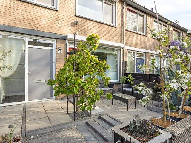 Heidekruid 25, Rotterdam