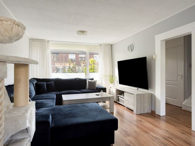 Heidekruid 25, Rotterdam