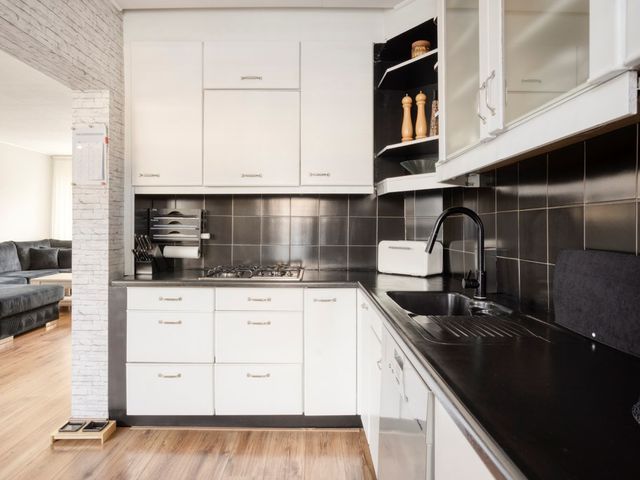 Heidekruid 25, Rotterdam