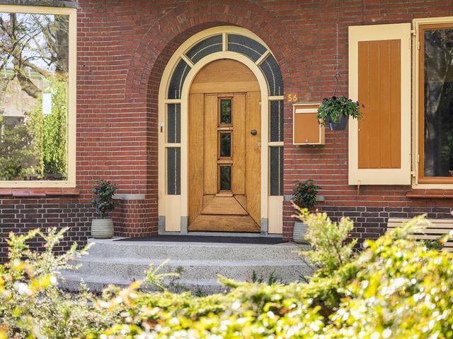 Stationsweg 56, Barendrecht