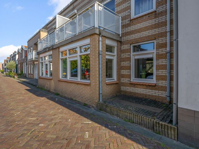 Verzetstraat 1940-1945 2a, Uitgeest