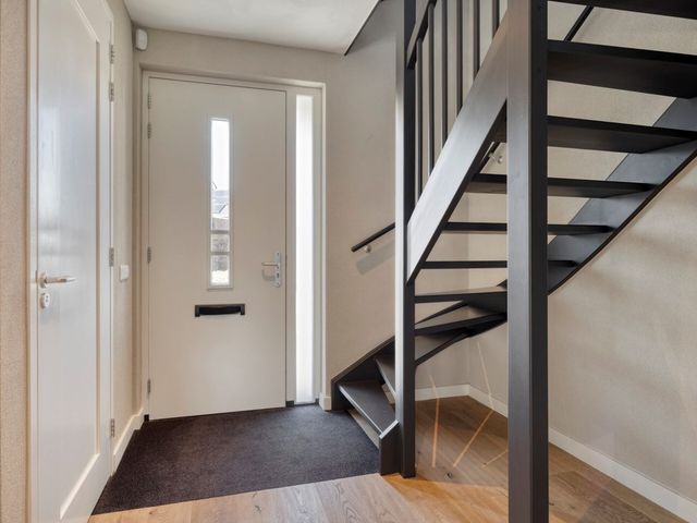 De Hooimijt 38, Made