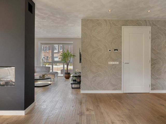 De Hooimijt 38, Made