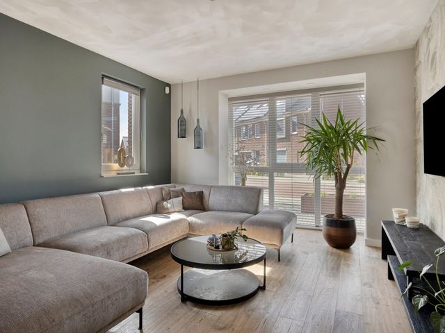 De Hooimijt 38, Made