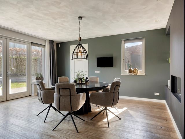 De Hooimijt 38, Made