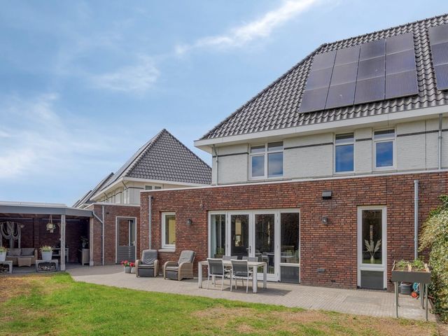 De Hooimijt 38, Made