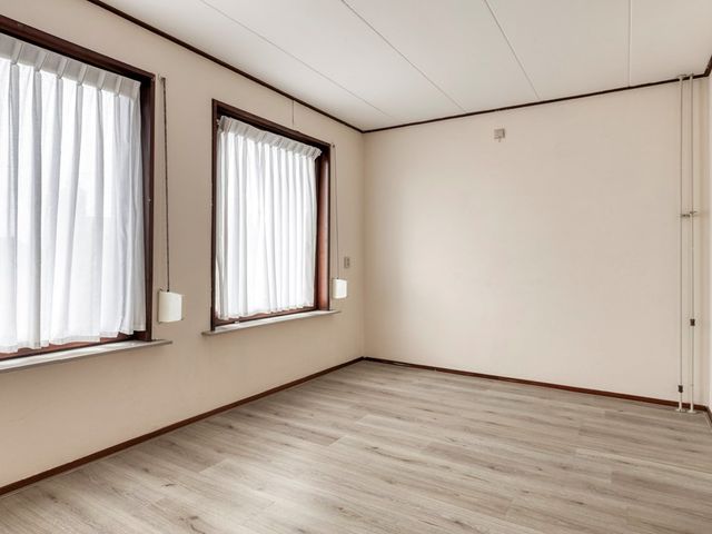 Frederik Hendrikstraat 2, Lamswaarde