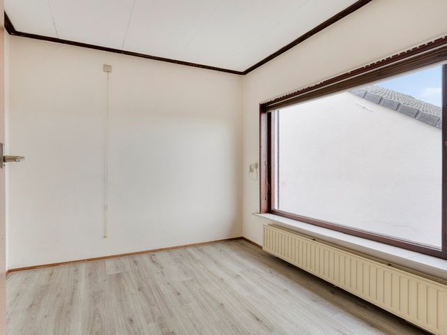 Frederik Hendrikstraat 2, Lamswaarde