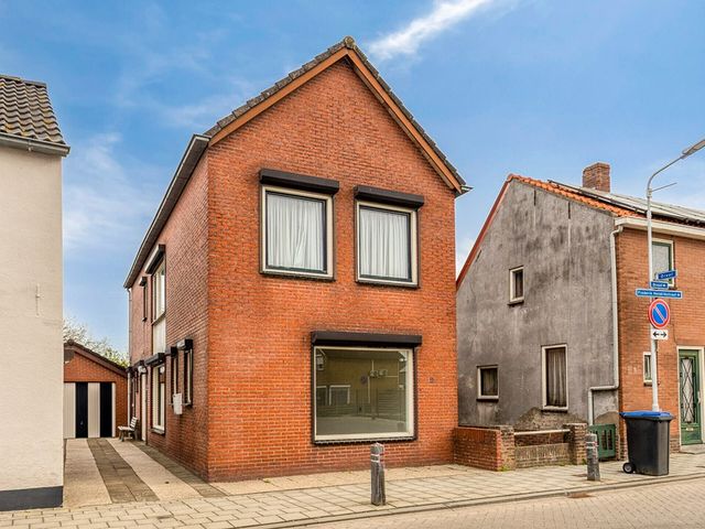 Frederik Hendrikstraat 2, Lamswaarde