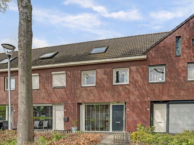 Roodeschoolstraat 39, Tilburg