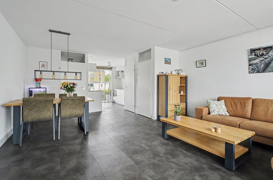 Roodeschoolstraat 39