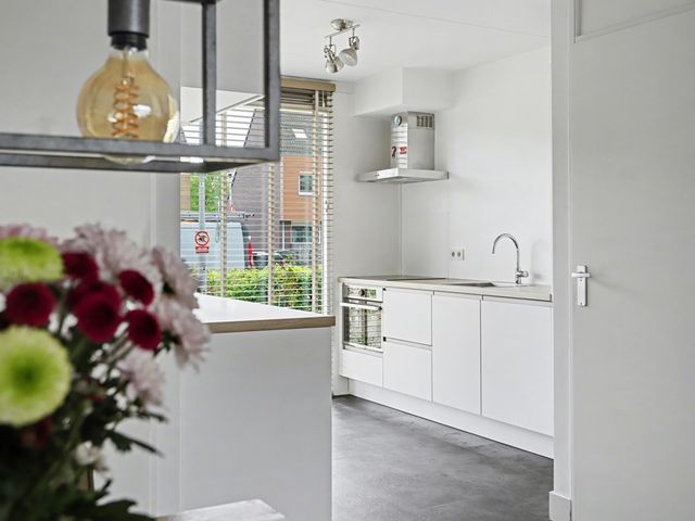 Roodeschoolstraat 39, Tilburg