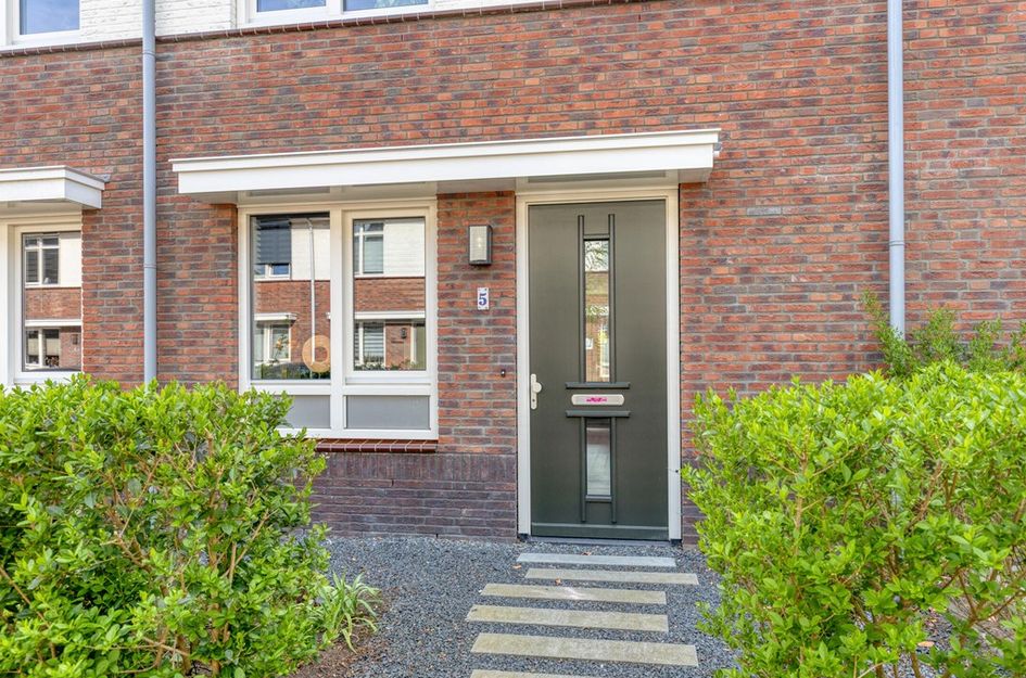 Suzanna van Oostdijkstr 5