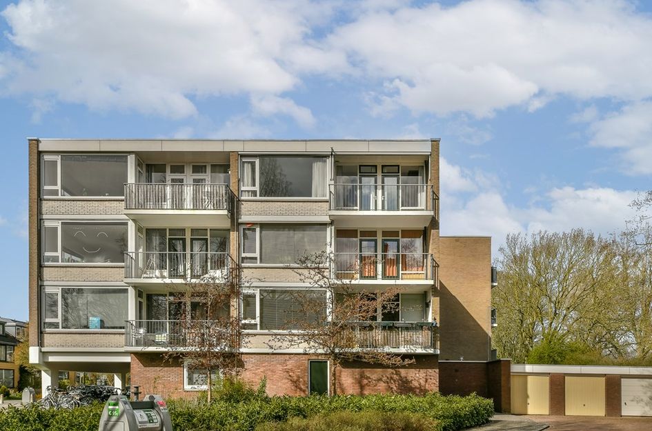 Oostelijk Halfrond 85