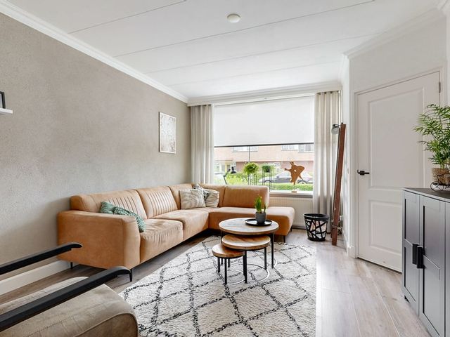 Rembrandtstraat 17, Hardinxveld-Giessendam