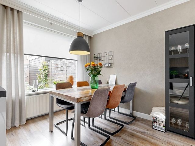 Rembrandtstraat 17, Hardinxveld-Giessendam