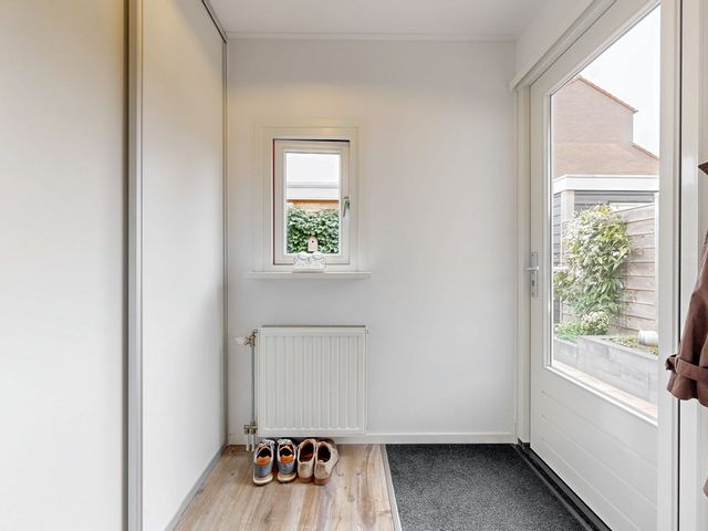 Rembrandtstraat 17, Hardinxveld-Giessendam