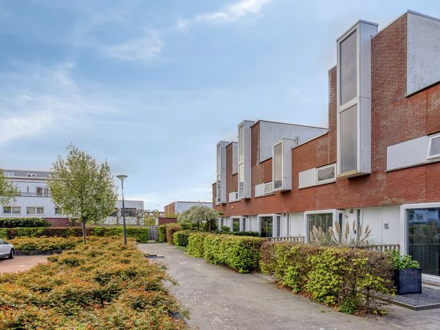 Rhodoshof 3, Rotterdam