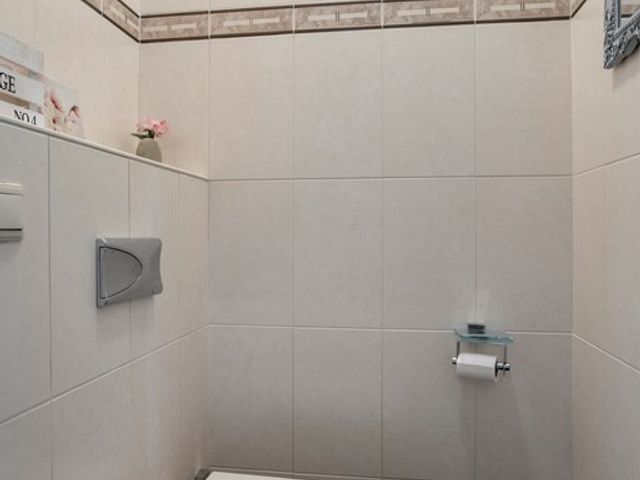 Rhodoshof 3, Rotterdam