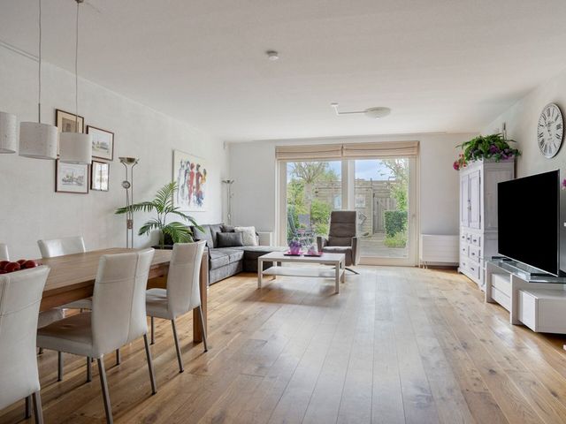 Rhodoshof 3, Rotterdam