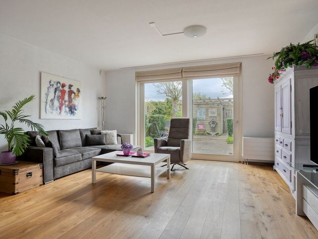 Rhodoshof 3, Rotterdam