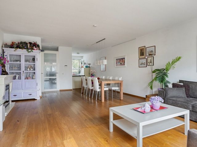 Rhodoshof 3, Rotterdam