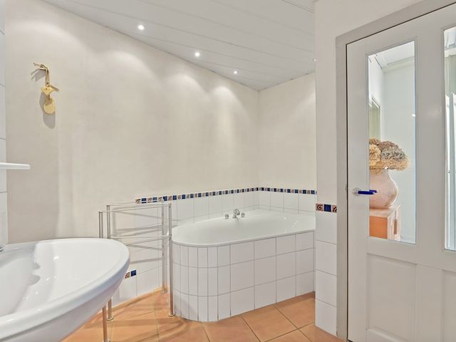 Kluiskade 10, Maasland