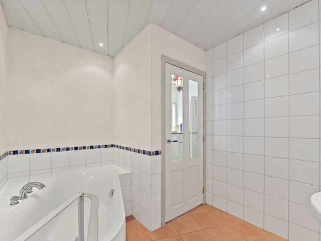 Kluiskade 10, Maasland