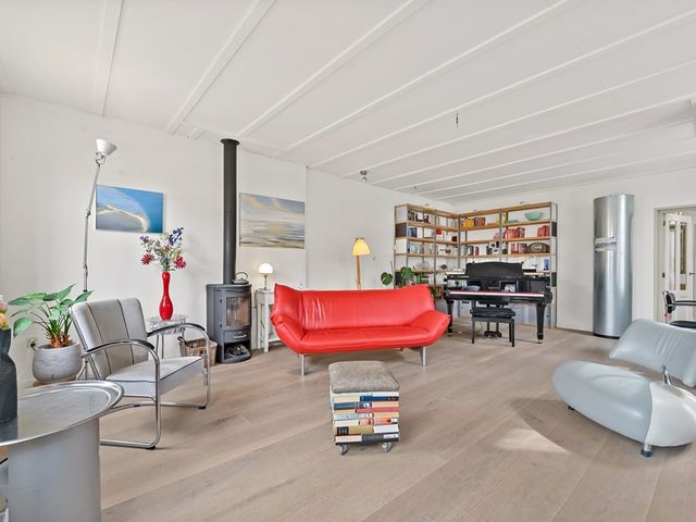 Kluiskade 10, Maasland