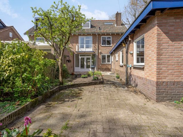 Acacialaan 1, Veenendaal