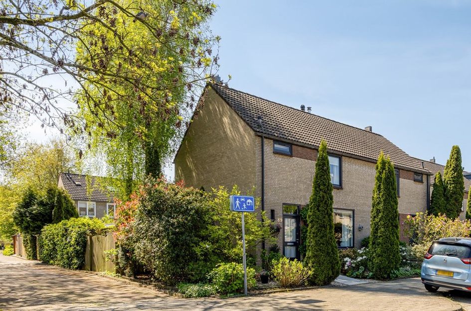 Dokter Hiemstralaan 89