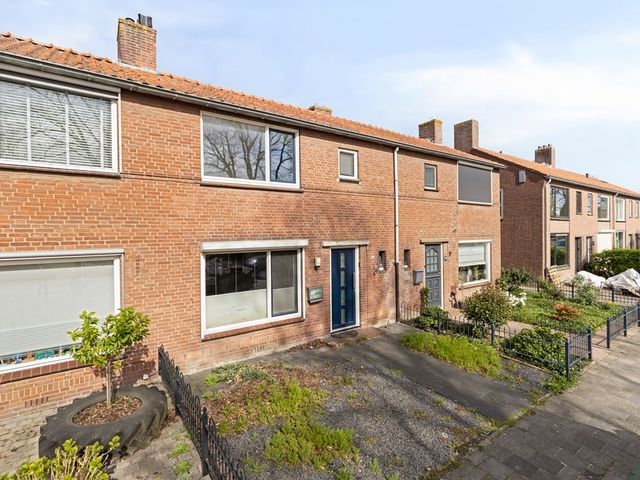 Nieuwstraat 32, Lage Zwaluwe