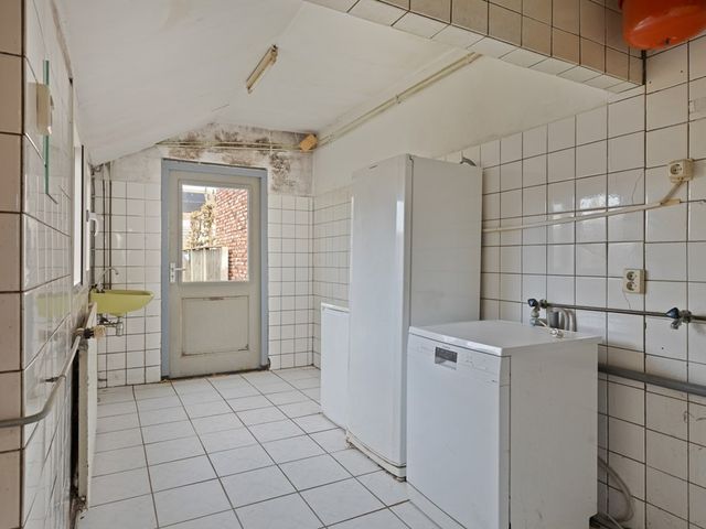 Nieuwstraat 32, Lage Zwaluwe