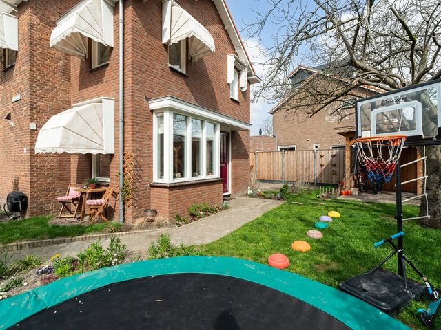 Hildegaarde 2, Maasland