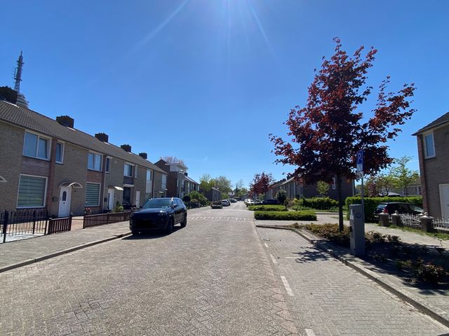 Van der Nootlaan 9, Roosendaal