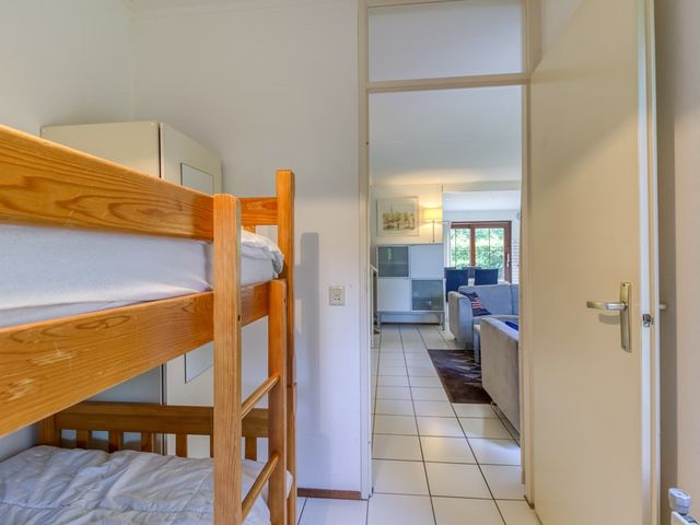 Joost de Moorstraat 11, Retranchement