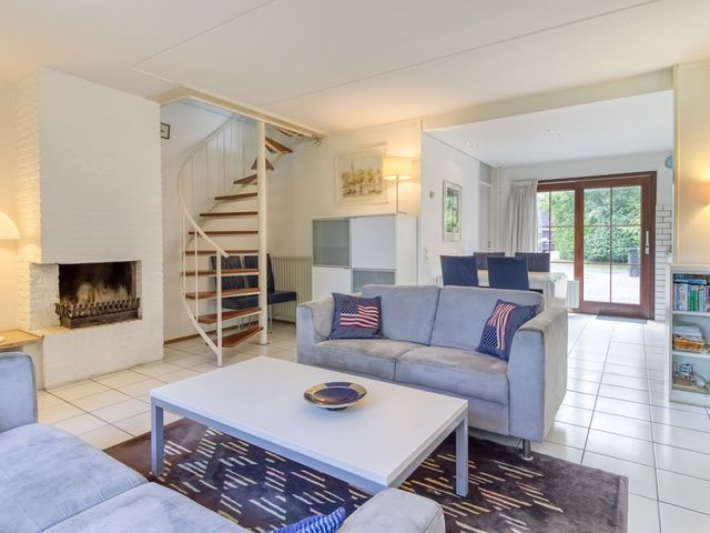 Joost de Moorstraat 11, Retranchement