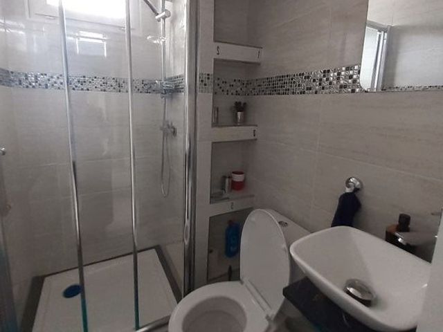 Bert Haanstrakade , Amsterdam