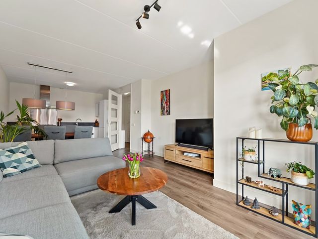 Martinus Nijhofflaan 242, Delft