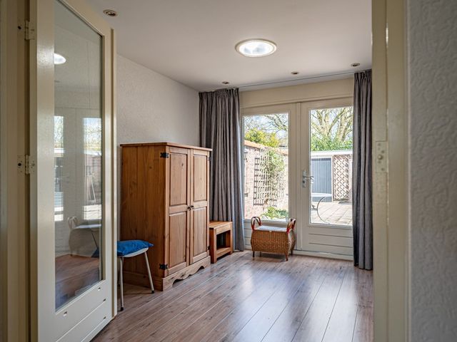 Hoefbladstraat 15, Emmeloord